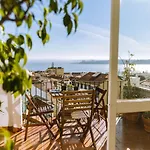 Olympo Shared Flat With Amazing River View