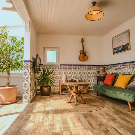 Olympo Shared Flat With Amazing River View * Lissabon