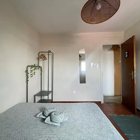 بيت ضيافة Olympo Shared Flat With Amazing River View Lisboa