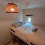 Гостевой дом Olympo Shared Flat With Amazing River View