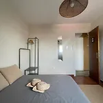 ゲストハウス Olympo Shared Flat With Amazing River View リスボン