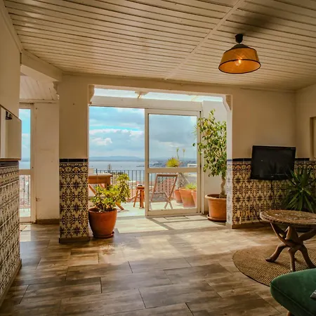 Olympo Shared Flat With Amazing River View Penzion